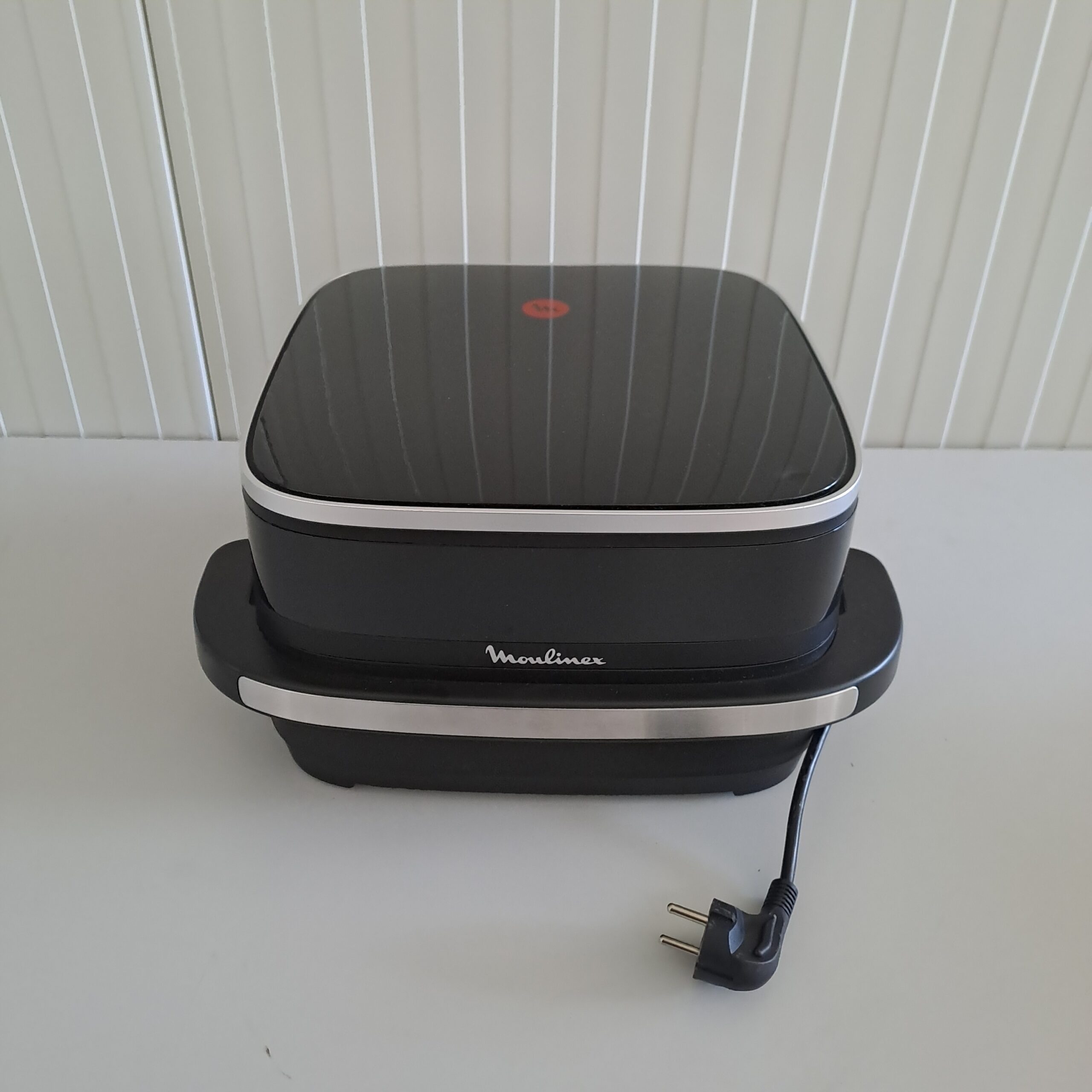 Moulinex Easy Fry XL AL4018F0, Airfryer 4L, suprafață mare, fereastră de vizualizare, compact – reduceri bucătărie - RESIGILAT